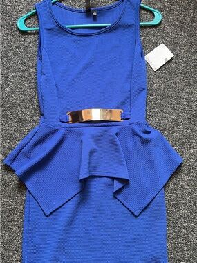 Sleeveless Cobalt Blue Peplum Midi Dress with Metallic Waist Accent
